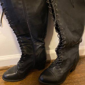 TORRID LACE-UP HEEL KNEE BOOT (WW)